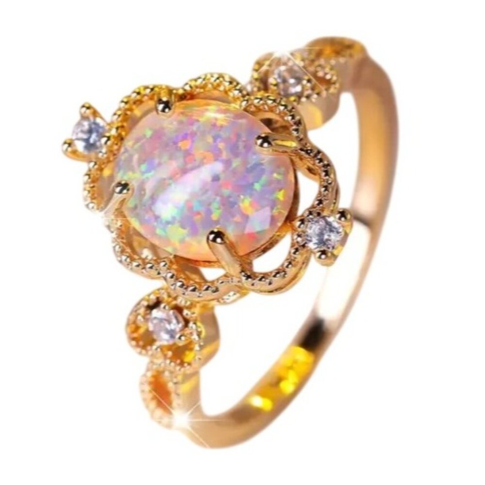 Ethiopian white fire opal engagement ring - Picture 4 of 5